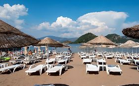 Supreme Beach Icmeler Adults Only